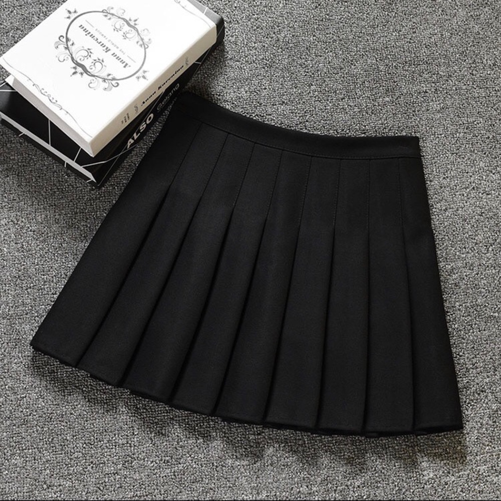 Women’s A-line Black Mini Pantskirt